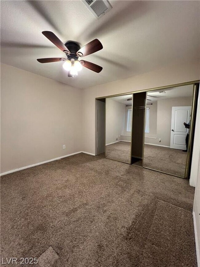 Building Photo - 9325 W Desert Inn Rd