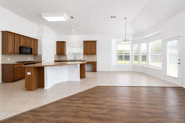 Building Photo - 10057 Wyndbrook Dr