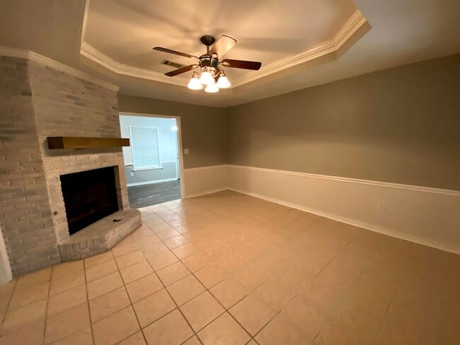 Building Photo - 3 Bedroom for Rent in Reservoir Brandon!