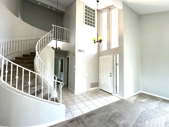 Building Photo - 4BR/3BA House in Rancho Penasquitos - Powa...
