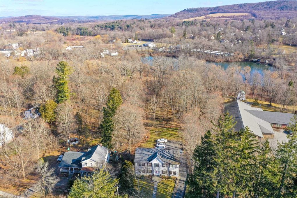 Building Photo - 4892 NY-22