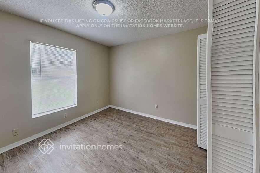 Building Photo - 2624 Lake Jackson Cir