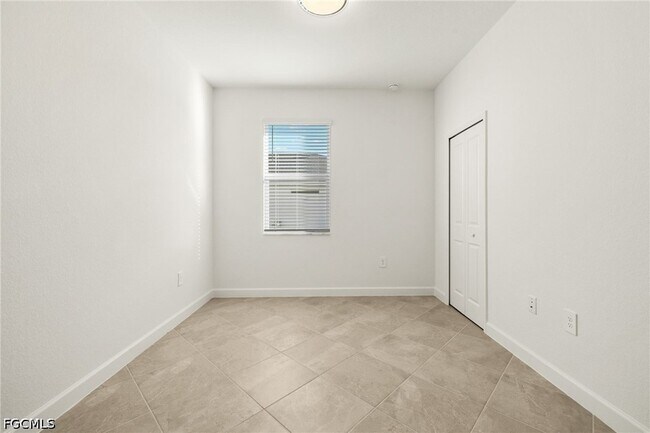 Building Photo - 14923 Anchorage Rd