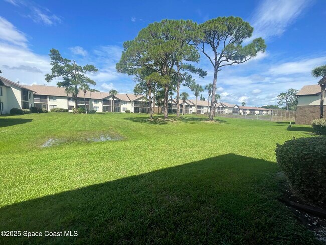 Building Photo - 1515 Huntington Ln
