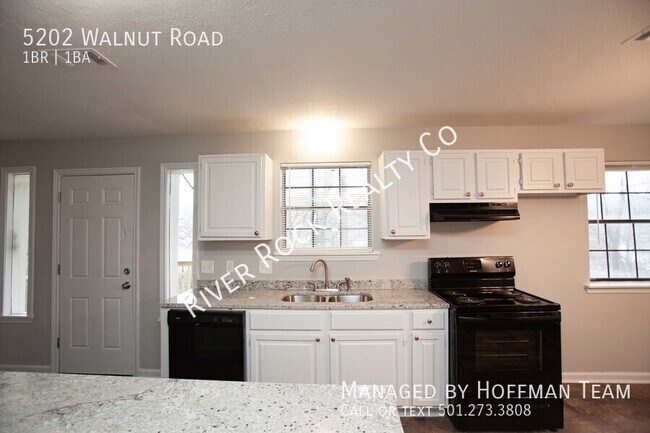 Building Photo - 5202 N Walnut Rd