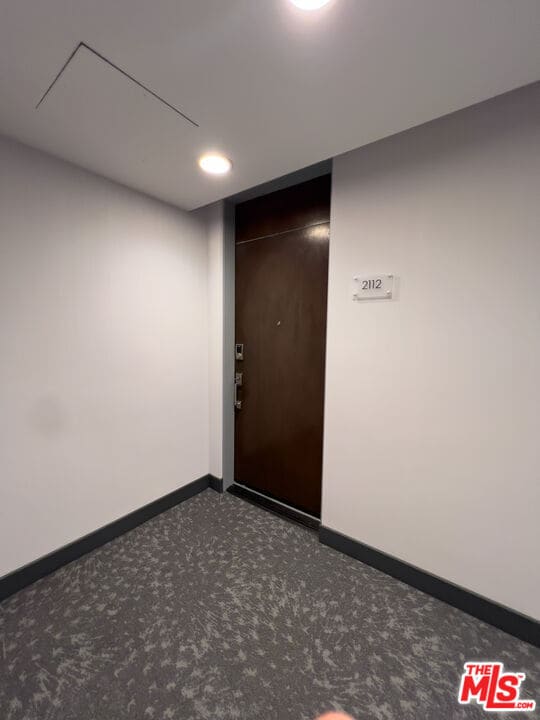 Building Photo - 2160 Century Pk E