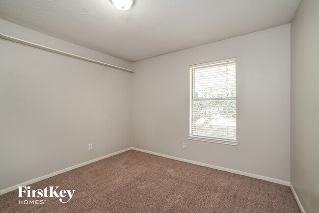 Building Photo - 17618 Garnercrest Dr