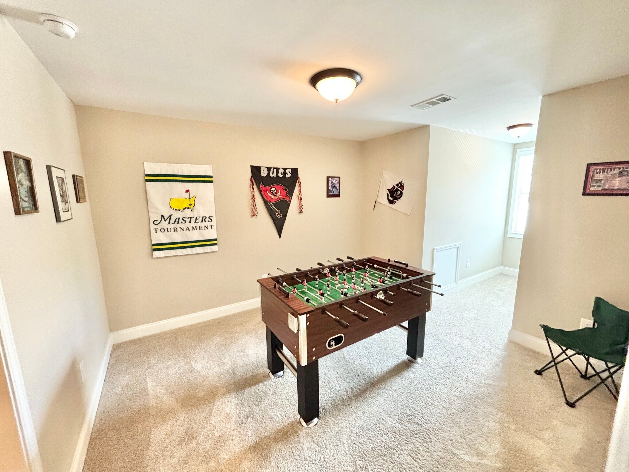 Building Photo - 3875 Valley View Ct