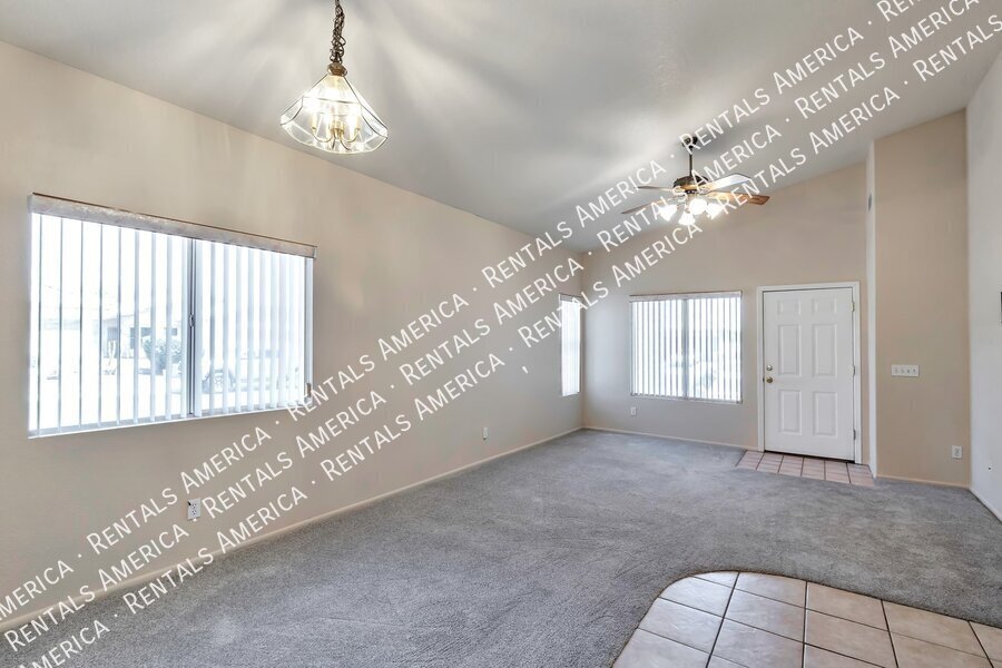 Building Photo - 9325 N Scarlet Canyon Dr