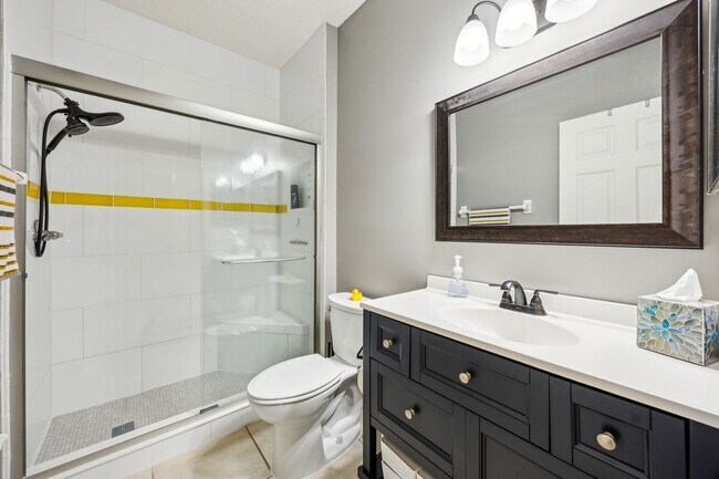 Building Photo - Coastal Condo Living in Gated Fernandina B...