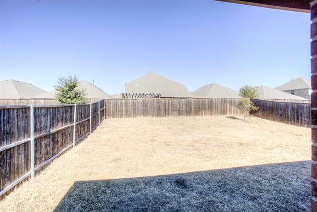 Building Photo - 621 Jamestown Ln