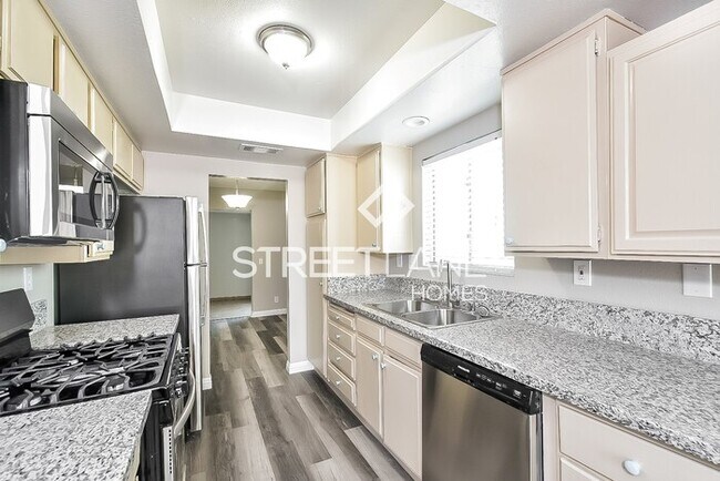 Building Photo - NOW OFFERING FIRST FULL MONTH FREE IF MOVE...
