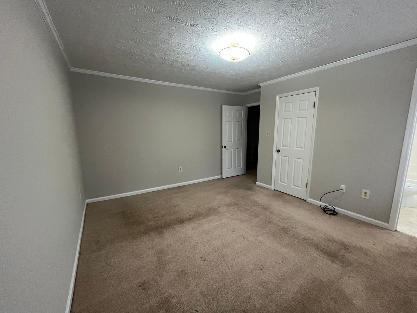 Building Photo - 15 Pointer Pl