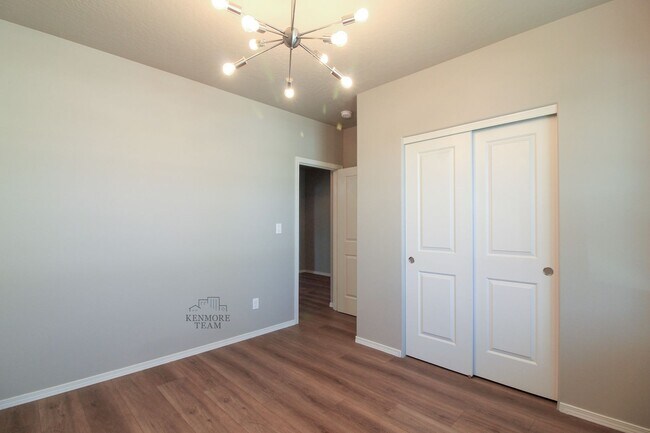 Building Photo - 545 Marysville Way