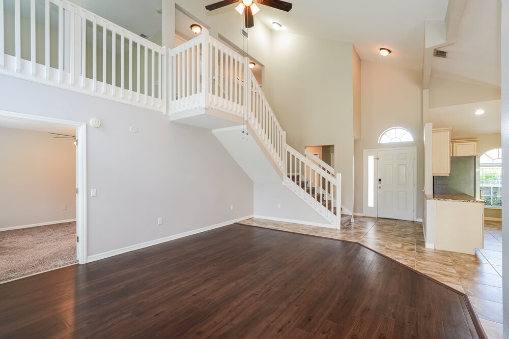 Building Photo - 30703 Tremont Dr