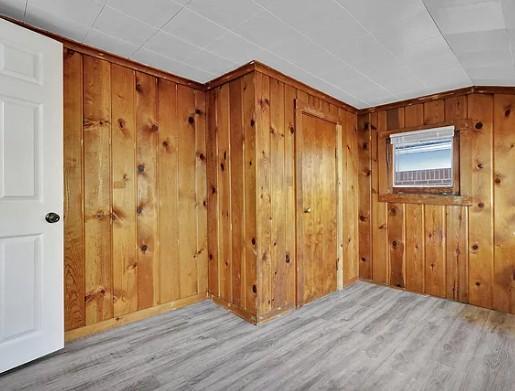 Building Photo - 405 E Hodge Ave
