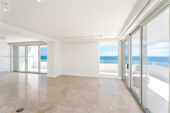 Building Photo - 177 Ocean Ln Dr