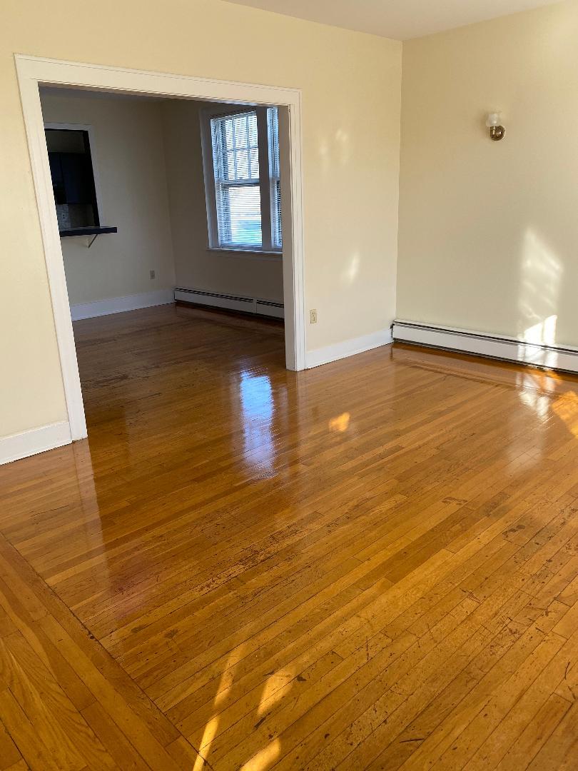 living room to dining - 558 Orange St