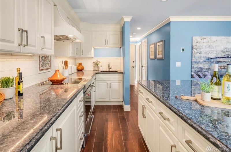 Building Photo - 1810 43rd Ave E