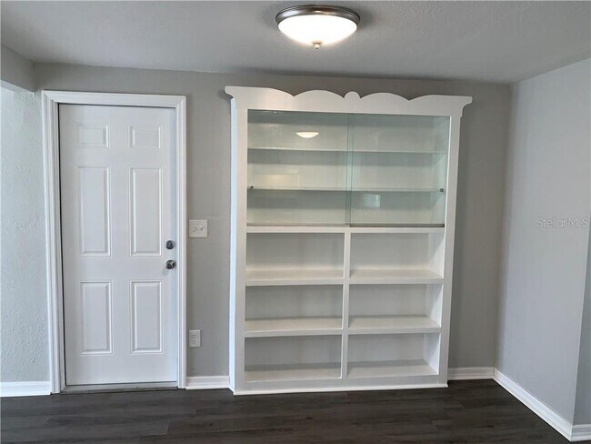 Building Photo - 4627 Abdella Ln