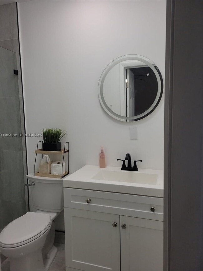 Building Photo - 2823 Polk St