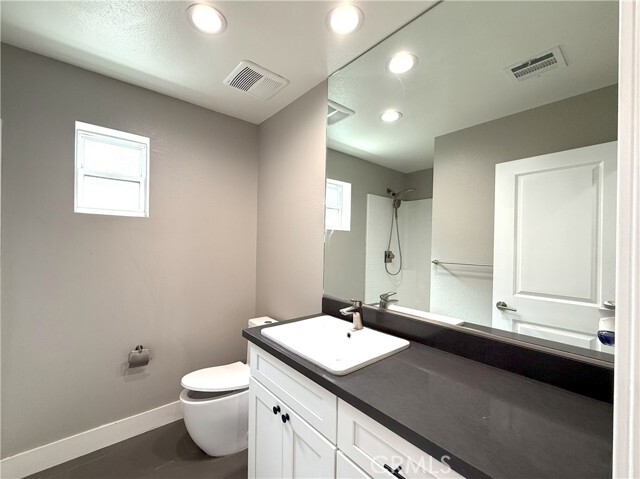 Building Photo - 21078 E Cypress St