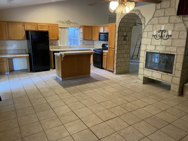 Kitchen - 5416 Indian Ridge Ln