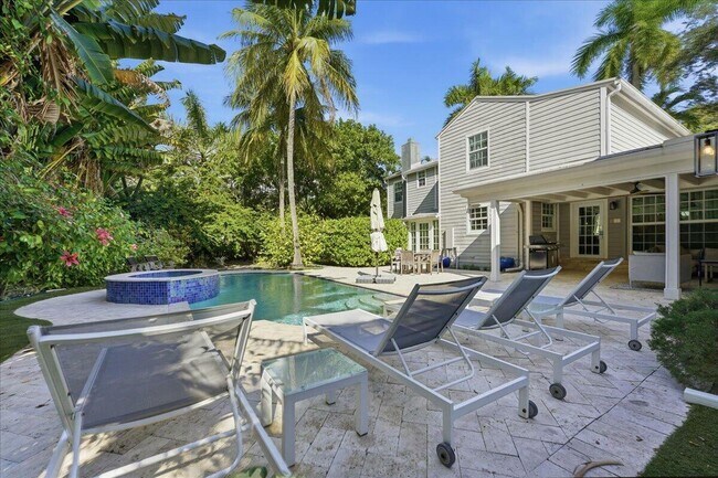 Building Photo - 459 NE 15th Ave