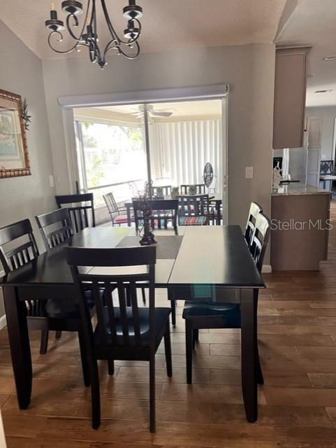 Building Photo - 22497 Glen Ave