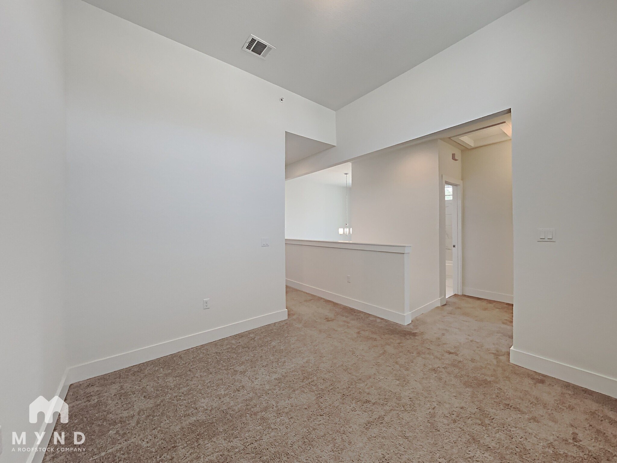 Building Photo - 8922 Menchaca Rd