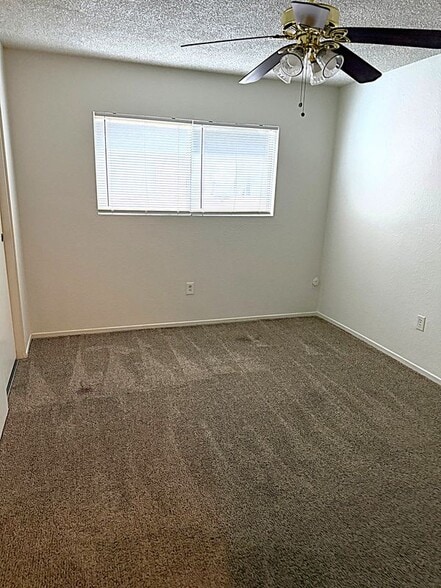 Building Photo - 420 E Blueridge Ave