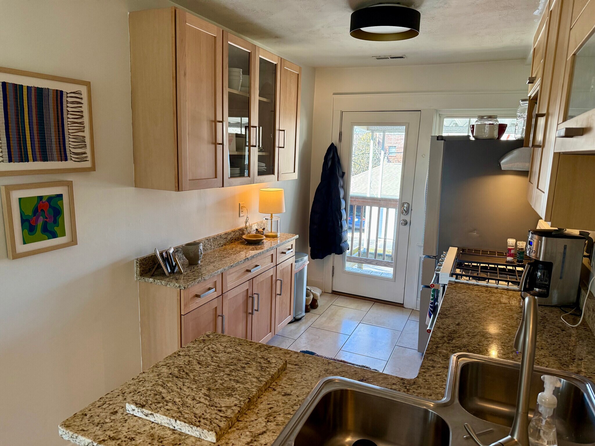 Building Photo - 1946 Guilford Rd