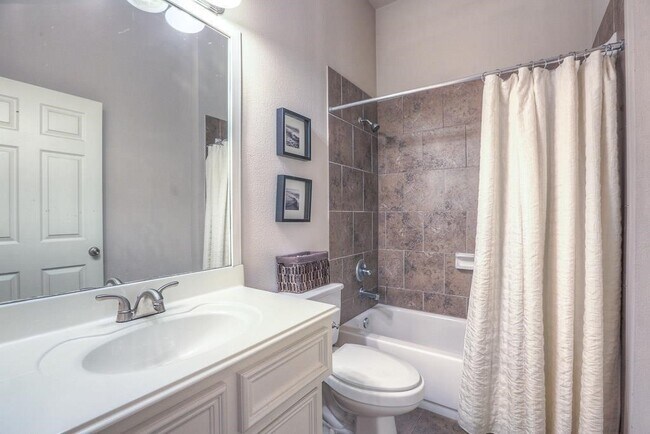 Building Photo - 19922 Braecove Cir