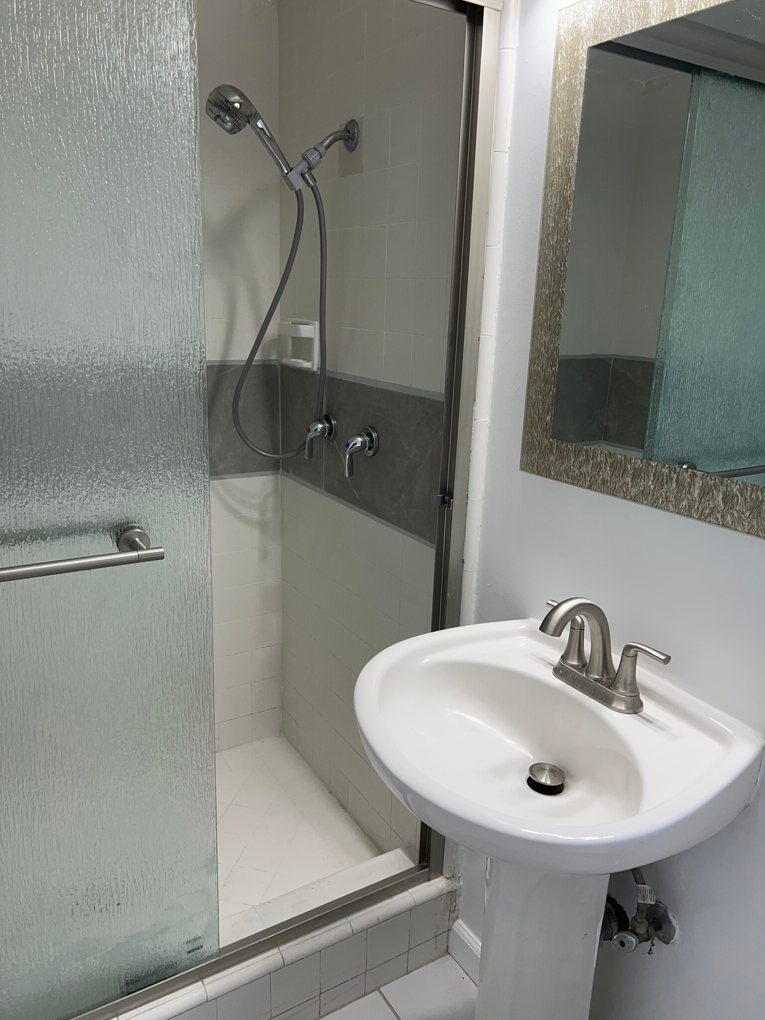 Building Photo - 1230 25th St