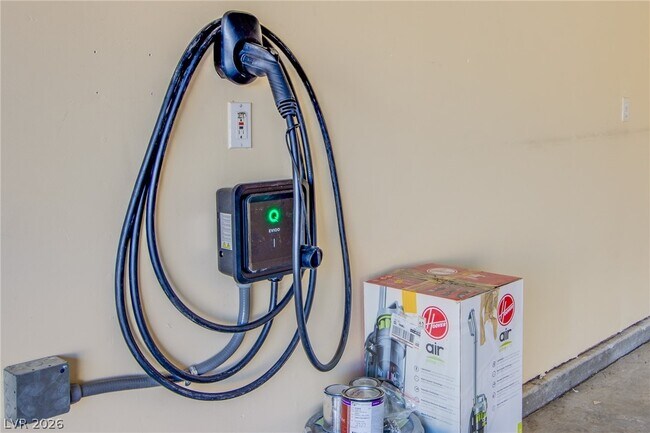 Building Photo - 8313 Eugene Grayson Ct