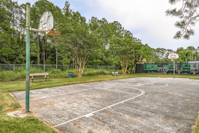 Building Photo - 6019 Verdes Rd