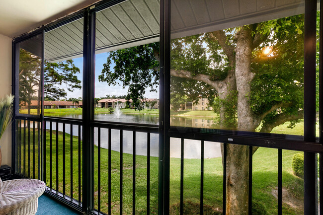 Building Photo - 628 Sea Pine Way