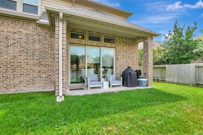 Building Photo - 13219 Pkwy Hills Dr