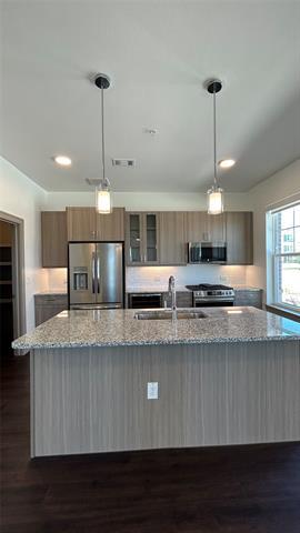Building Photo - 11201 American Elm Wy
