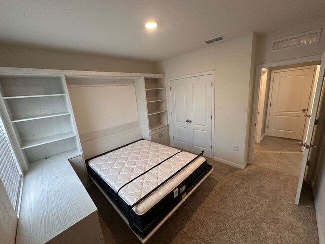 Building Photo - 4186 Looking Glass Pl