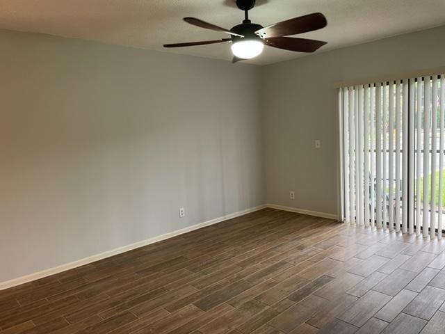 Living Room - 3710 N Pine Island Rd
