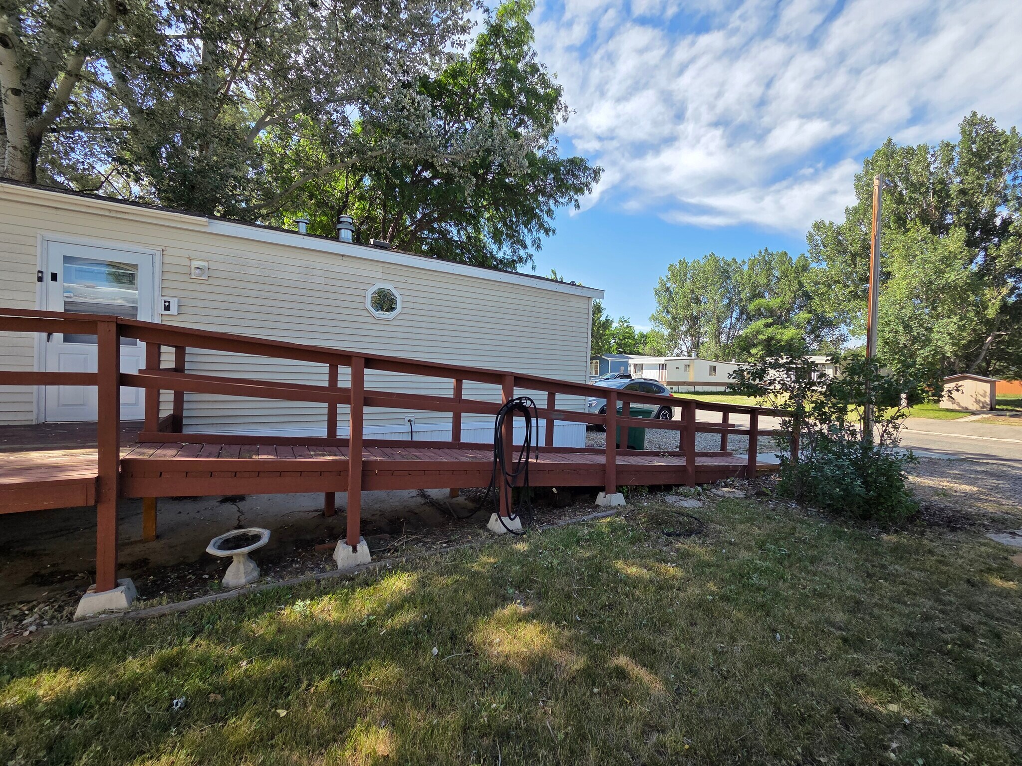 Building Photo - 1511 Mydland Rd