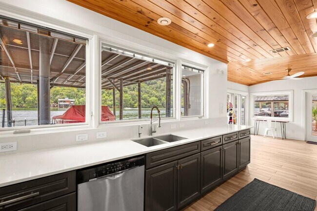 Building Photo - 2505 Tydings Cove