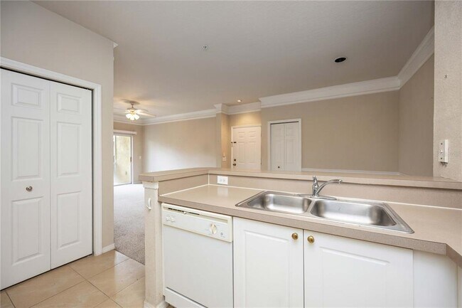 Building Photo - 5152 Northridge Rd