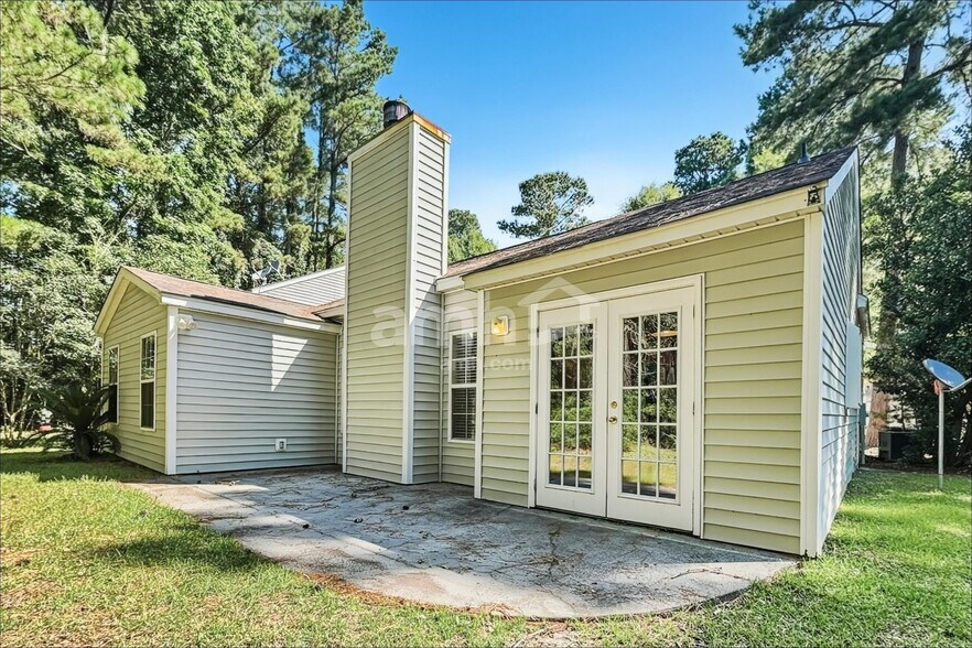 Building Photo - 325 Mill Pond Rd