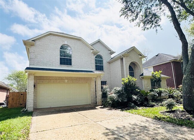 Building Photo - 3218 Oak Cliff Ln