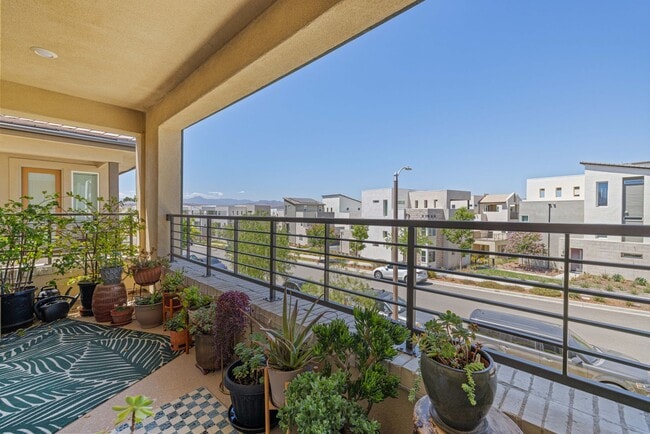 Building Photo - 27233 W Red Willow Ct