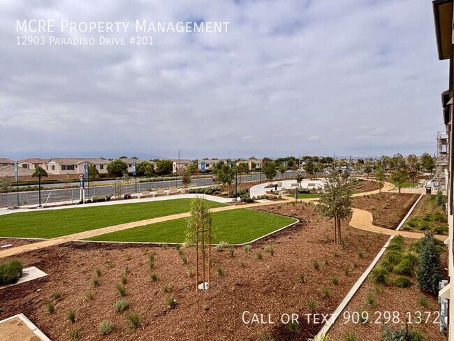 Building Photo - 12903 Paradiso Dr