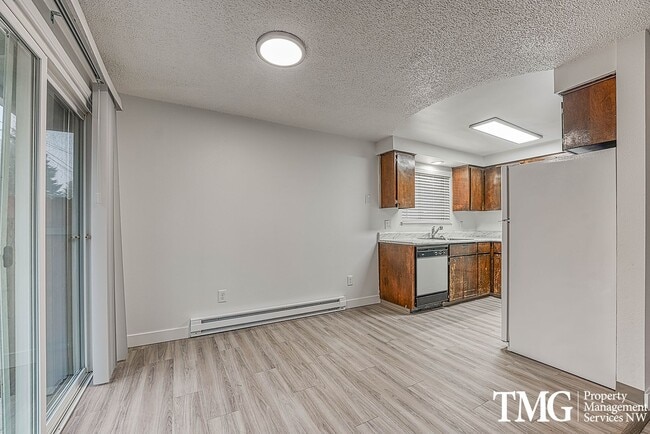 Building Photo - 3505 K St