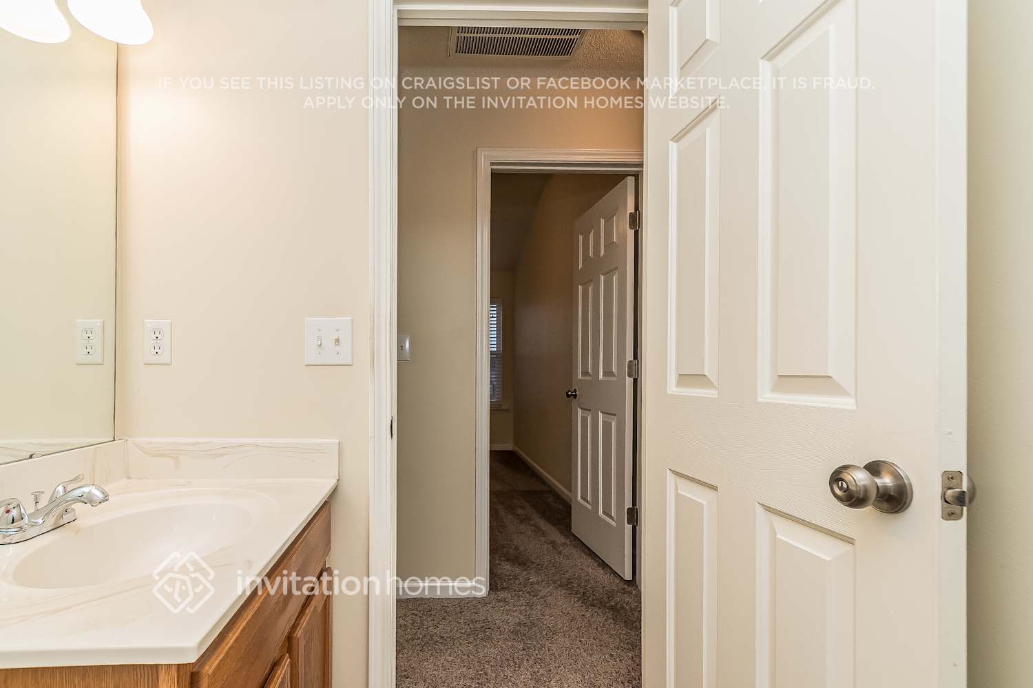 Building Photo - 8020 Bright Oak Trail